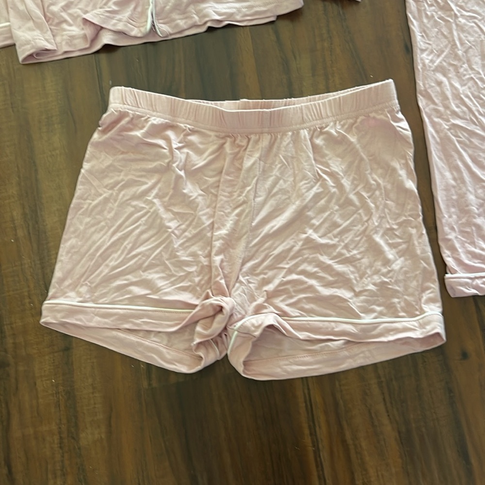 New Milkberry Pajama Set 3 pieces Shirt pants and shorts - Picture 4 of 10